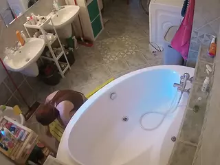 Julmodels Bathroom 1st Floor-1's Live Sex Cam Show