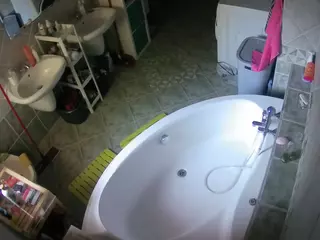 Julmodels Bathroom 1st Floor-1's Live Sex Cam Show