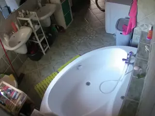 Julmodels Bathroom 1st Floor-1's Live Sex Cam Show
