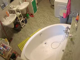 Julmodels Bathroom 1st Floor-1's Live Sex Cam Show
