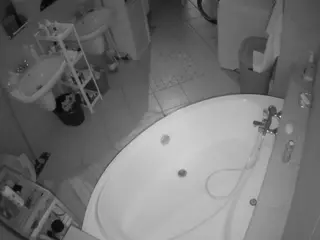 Julmodels Bathroom 1st Floor-1's Live Sex Cam Show