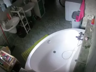 Julmodels Bathroom 1st Floor-1's Live Sex Cam Show