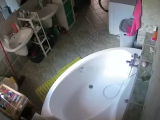 Julmodels Bathroom 1st Floor-1's Live Sex Cam Show