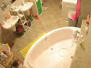 Julmodels Bathroom 1st Floor-1's Live Sex Cam Show