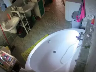 Julmodels Bathroom 1st Floor-1's Live Sex Cam Show