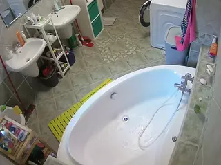 Julmodels Bathroom 1st Floor-1's Live Sex Cam Show