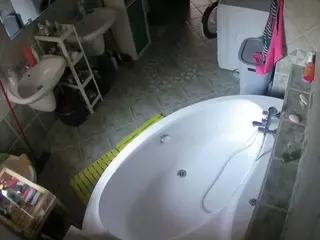 Julmodels Bathroom 1st Floor-1's Live Sex Cam Show