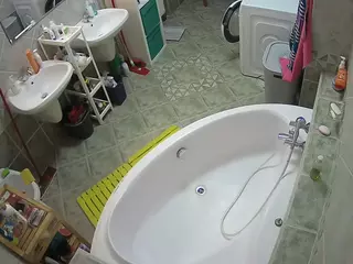 Julmodels Bathroom 1st Floor-1's Live Sex Cam Show