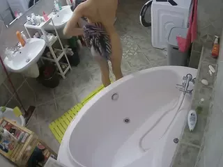 Julmodels Bathroom 1st Floor-1's Live Sex Cam Show