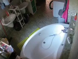 Julmodels Bathroom 1st Floor-1's Live Sex Cam Show