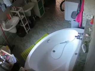 Julmodels Bathroom 1st Floor-1's Live Sex Cam Show