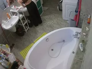 Julmodels Bathroom 1st Floor-1's Live Sex Cam Show