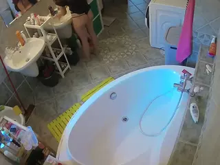 Julmodels Bathroom 1st Floor-1's Live Sex Cam Show
