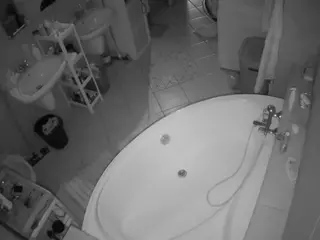 Julmodels Bathroom 1st Floor-1's Live Sex Cam Show