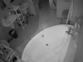 Julmodels Bathroom 1st Floor-1's Live Sex Cam Show