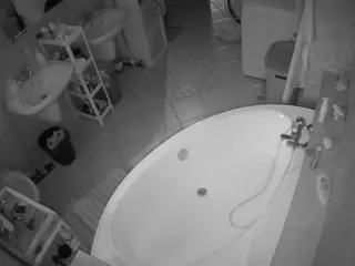 Julmodels Bathroom 1st Floor-1's Live Sex Cam Show