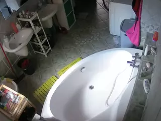 Julmodels Bathroom 1st Floor-1's Live Sex Cam Show