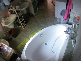 Julmodels Bathroom 1st Floor-1's Live Sex Cam Show
