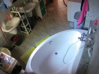 Julmodels Bathroom 1st Floor-1's Live Sex Cam Show