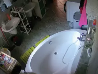Julmodels Bathroom 1st Floor-1's Live Sex Cam Show