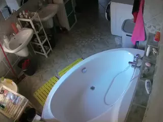 Julmodels Bathroom 1st Floor-1's Live Sex Cam Show