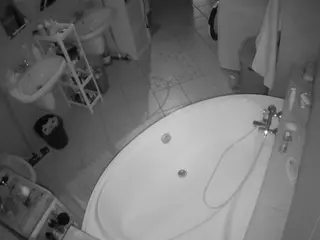 Julmodels Bathroom 1st Floor-1's Live Sex Cam Show