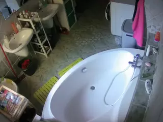 Julmodels Bathroom 1st Floor-1's Live Sex Cam Show