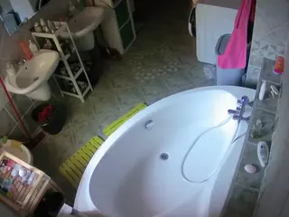 Julmodels Bathroom 1st Floor-1's Live Sex Cam Show