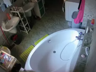 Julmodels Bathroom 1st Floor-1's Live Sex Cam Show