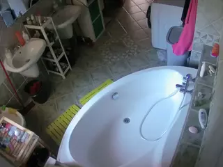 Julmodels Bathroom 1st Floor-1's Live Sex Cam Show