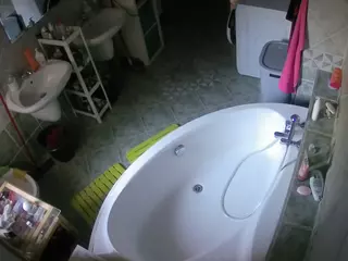 Julmodels Bathroom 1st Floor-1's Live Sex Cam Show