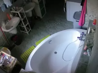 Julmodels Bathroom 1st Floor-1's Live Sex Cam Show