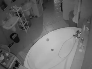 Julmodels Bathroom 1st Floor-1's Live Sex Cam Show