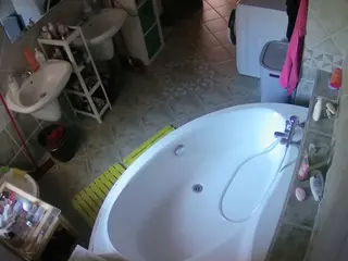 Julmodels Bathroom 1st Floor-1's Live Sex Cam Show