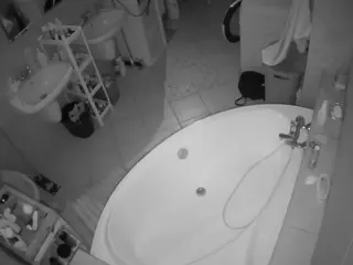Julmodels Bathroom 1st Floor-1's Live Sex Cam Show
