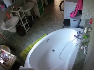 Julmodels Bathroom 1st Floor-1's Live Sex Cam Show