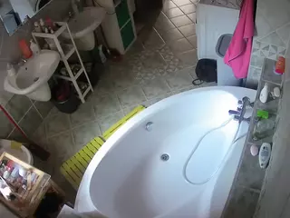 Julmodels Bathroom 1st Floor-1's Live Sex Cam Show