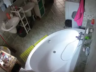 Julmodels Bathroom 1st Floor-1's Live Sex Cam Show
