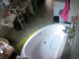 Julmodels Bathroom 1st Floor-1's Live Sex Cam Show