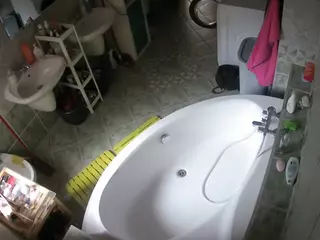Julmodels Bathroom 1st Floor-1's Live Sex Cam Show