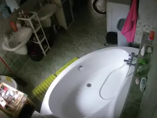 Julmodels Bathroom 1st Floor-1's Live Sex Cam Show