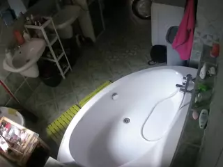 Julmodels Bathroom 1st Floor-1's Live Sex Cam Show