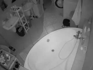 Julmodels Bathroom 1st Floor-1's Live Sex Cam Show
