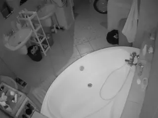 Julmodels Bathroom 1st Floor-1's Live Sex Cam Show