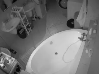 Julmodels Bathroom 1st Floor-1's Live Sex Cam Show