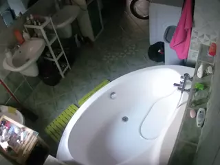 Julmodels Bathroom 1st Floor-1's Live Sex Cam Show