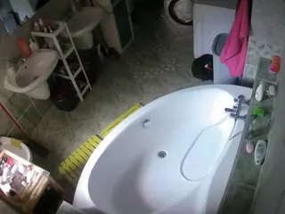 Julmodels Bathroom 1st Floor-1's Live Sex Cam Show