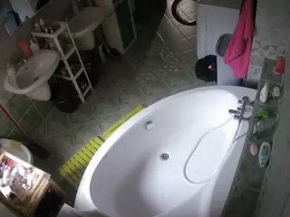 Julmodels Bathroom 1st Floor-1's Live Sex Cam Show