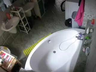 Julmodels Bathroom 1st Floor-1's Live Sex Cam Show