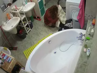 Julmodels Bathroom 1st Floor-1's Live Sex Cam Show